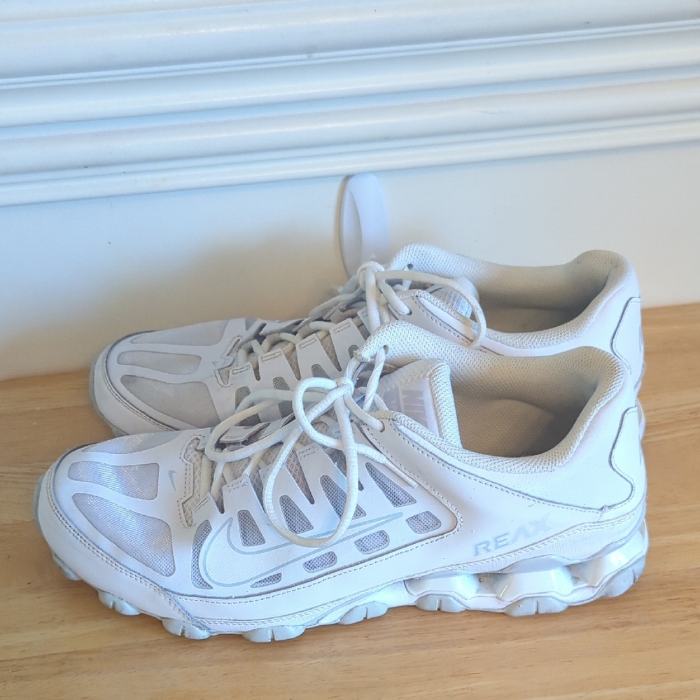 Nike Reax 8 TR Training Sneakers Size 11.5